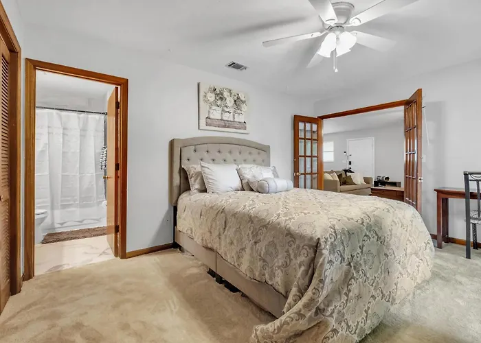 A Touch Of Serenity Apartment Tallahassee